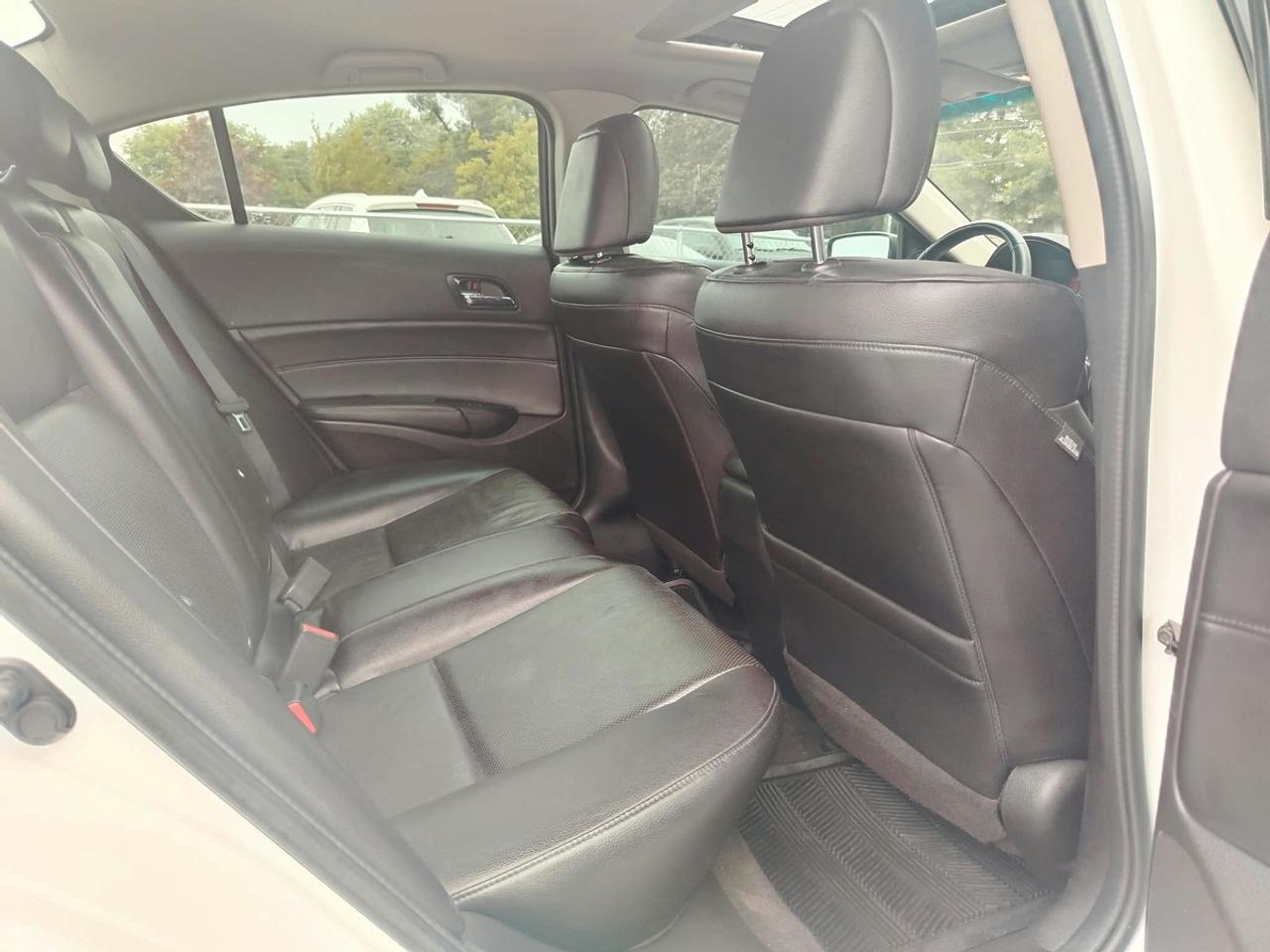 2013 Acura ILX Technology Photo