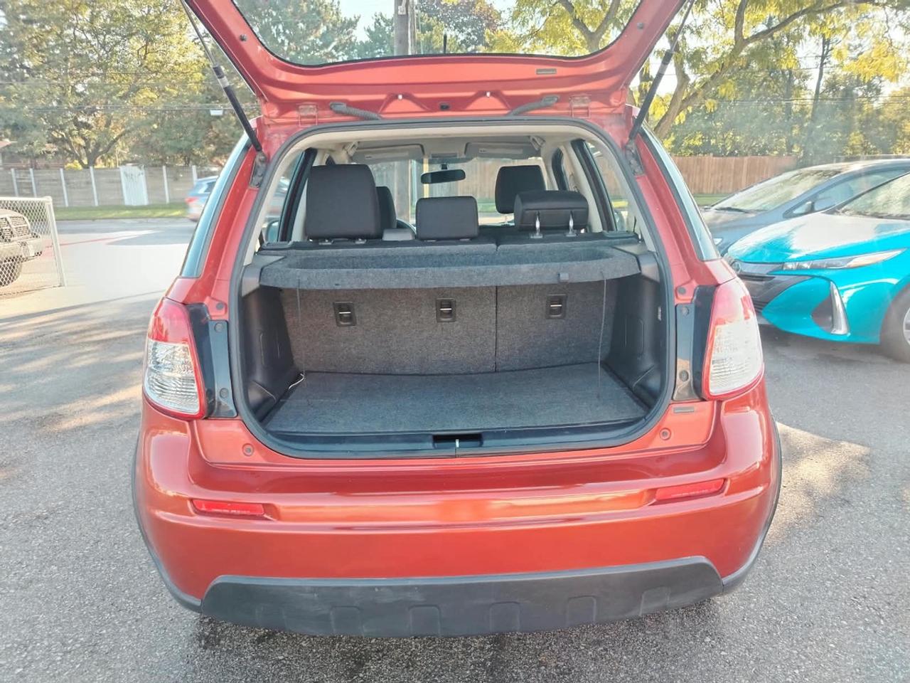 2012 Suzuki SX4 Crossover Premium Photo