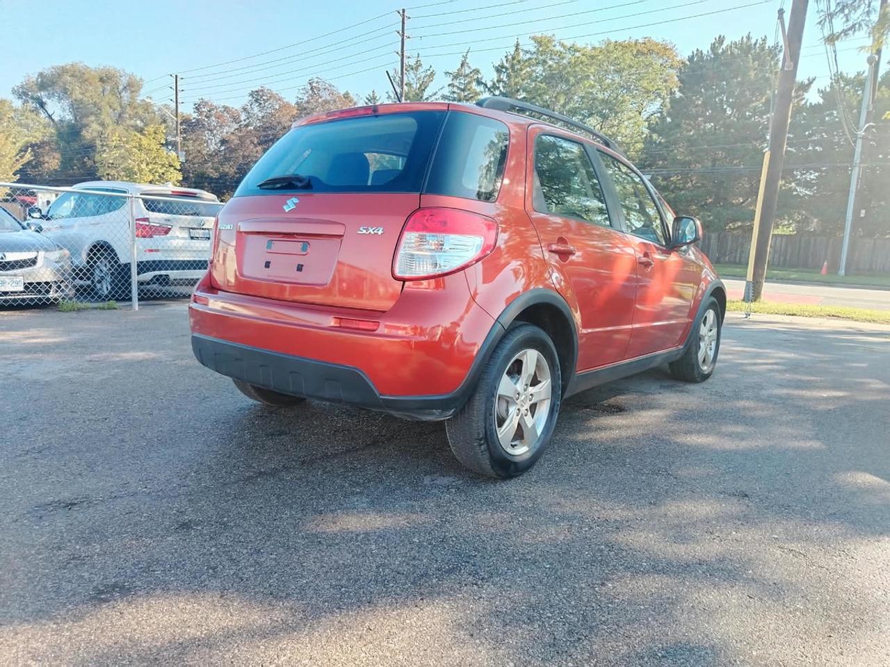 2012 Suzuki SX4 Crossover Premium Photo