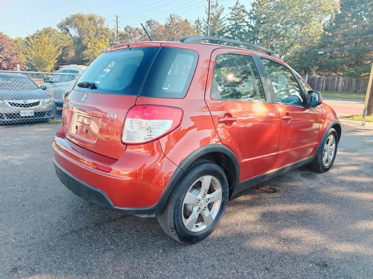 2012 Suzuki SX4 Crossover Premium Photo