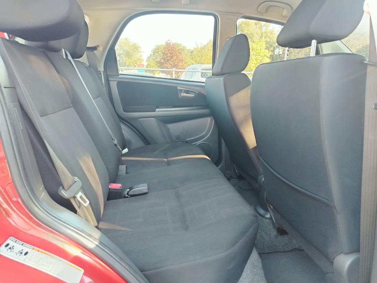 2012 Suzuki SX4 Crossover Premium Photo