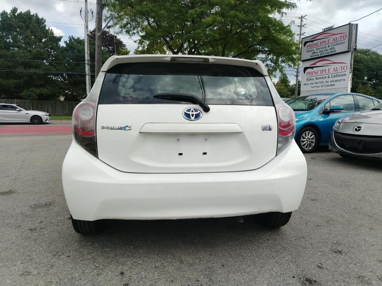 2012 Toyota Prius c One Photo