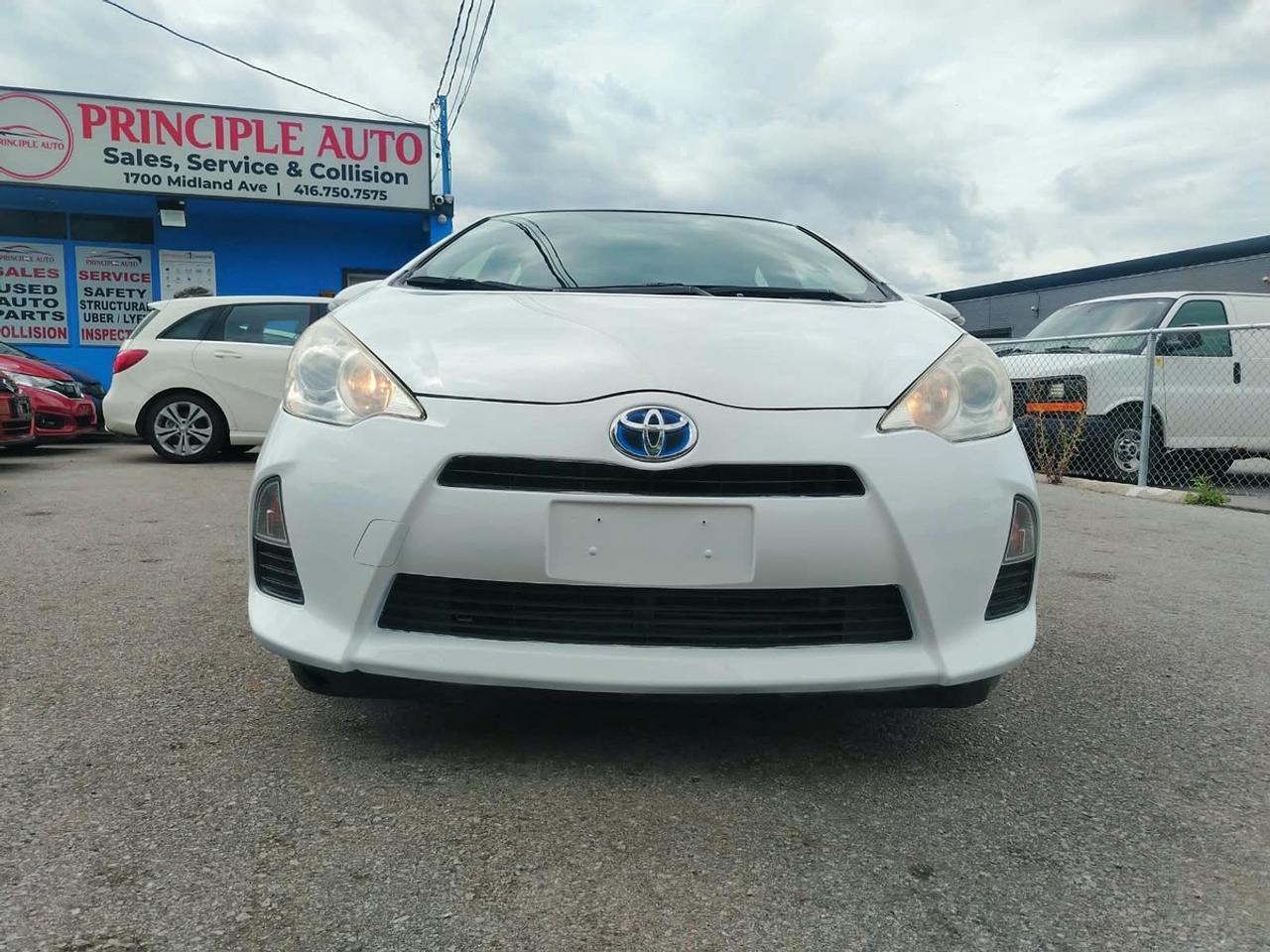 2012 Toyota Prius c One Photo