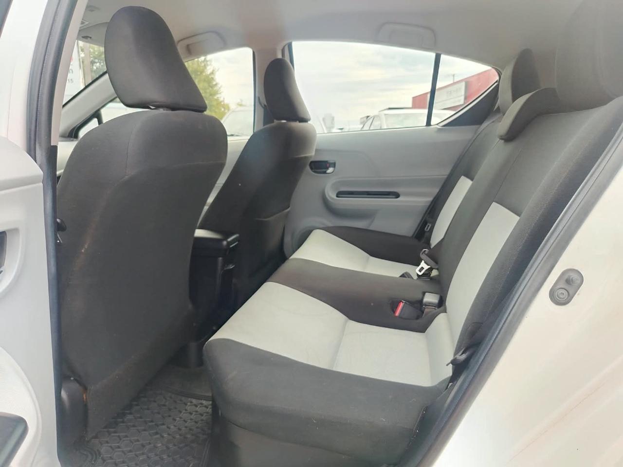 2012 Toyota Prius c One Photo