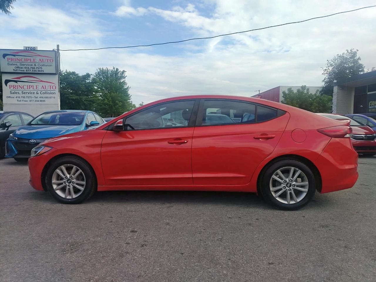2018 Hyundai Elantra SEL Photo1