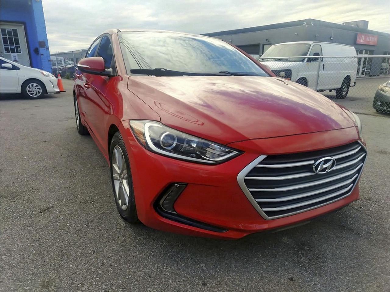 2018 Hyundai Elantra SEL Photo