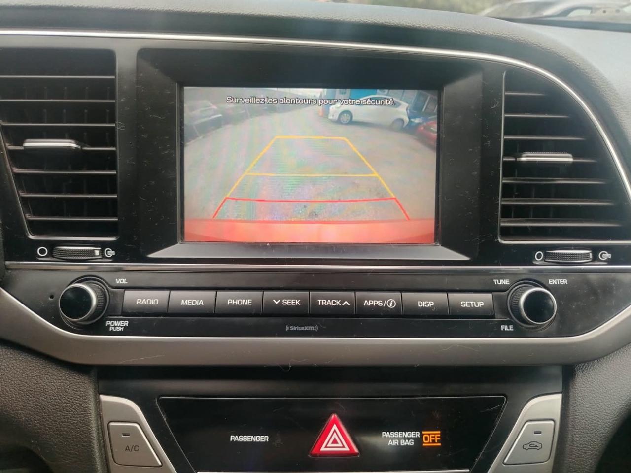2018 Hyundai Elantra SEL Photo