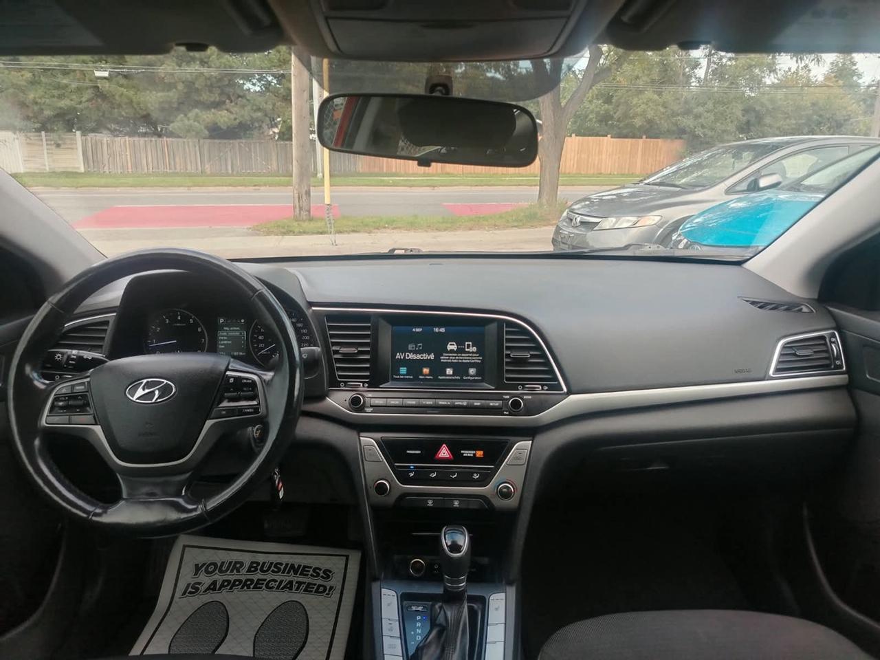 2018 Hyundai Elantra SEL Photo