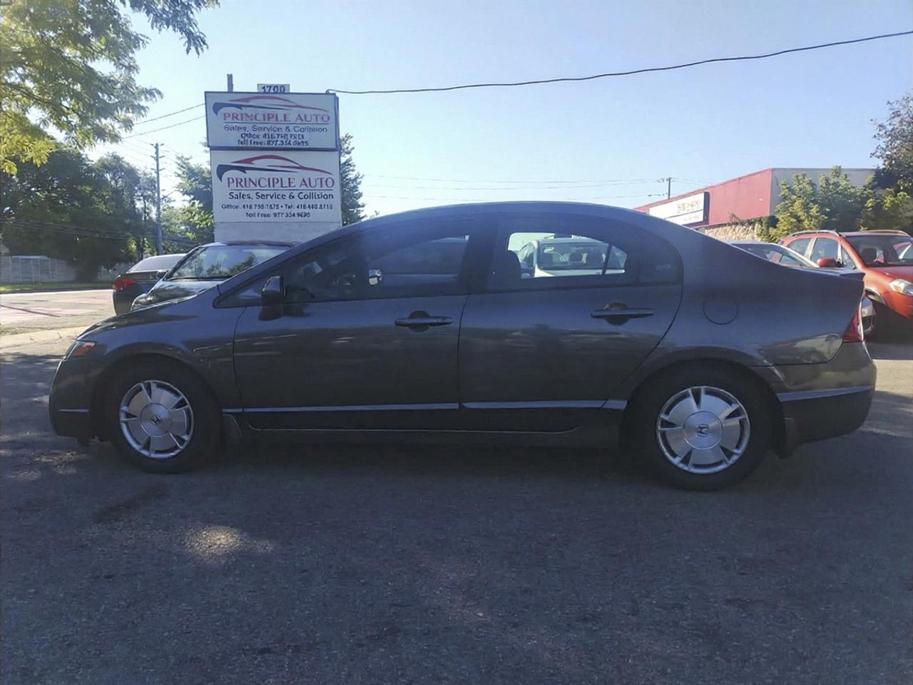 2011 Honda Civic LX Photo5