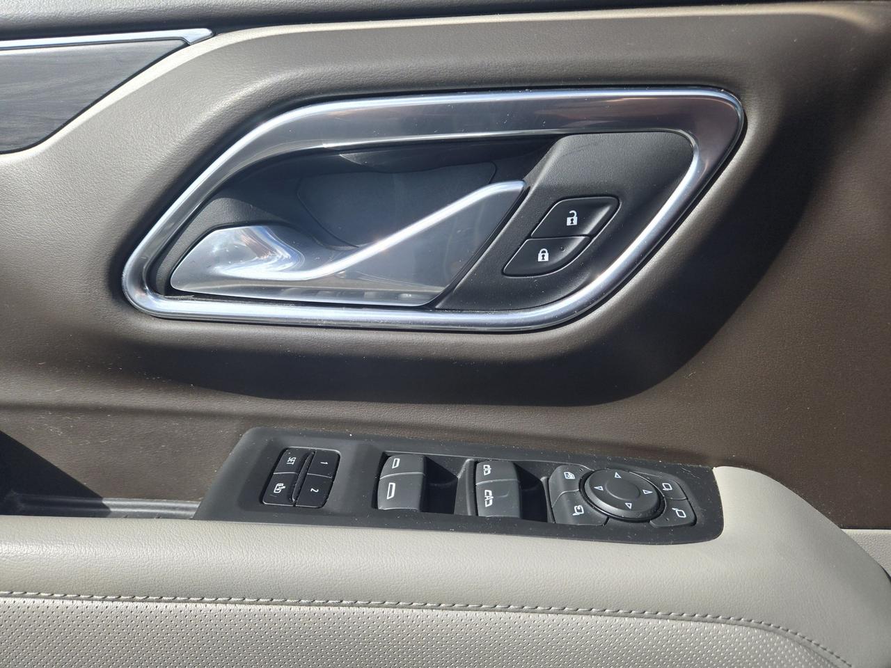 2023 GMC Yukon XL SLT Photo