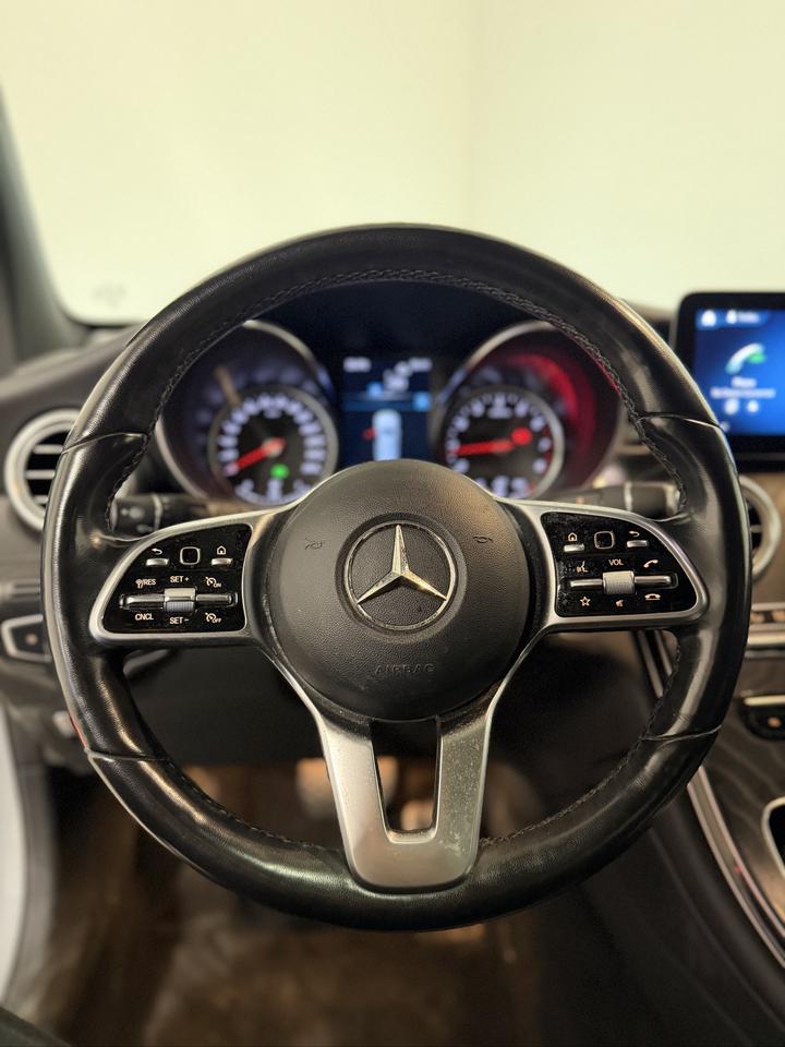 2022 Mercedes-Benz GLC-Class GLC 300 | CARPLAY | PANOROOF | NAVI | LEATHER Photo