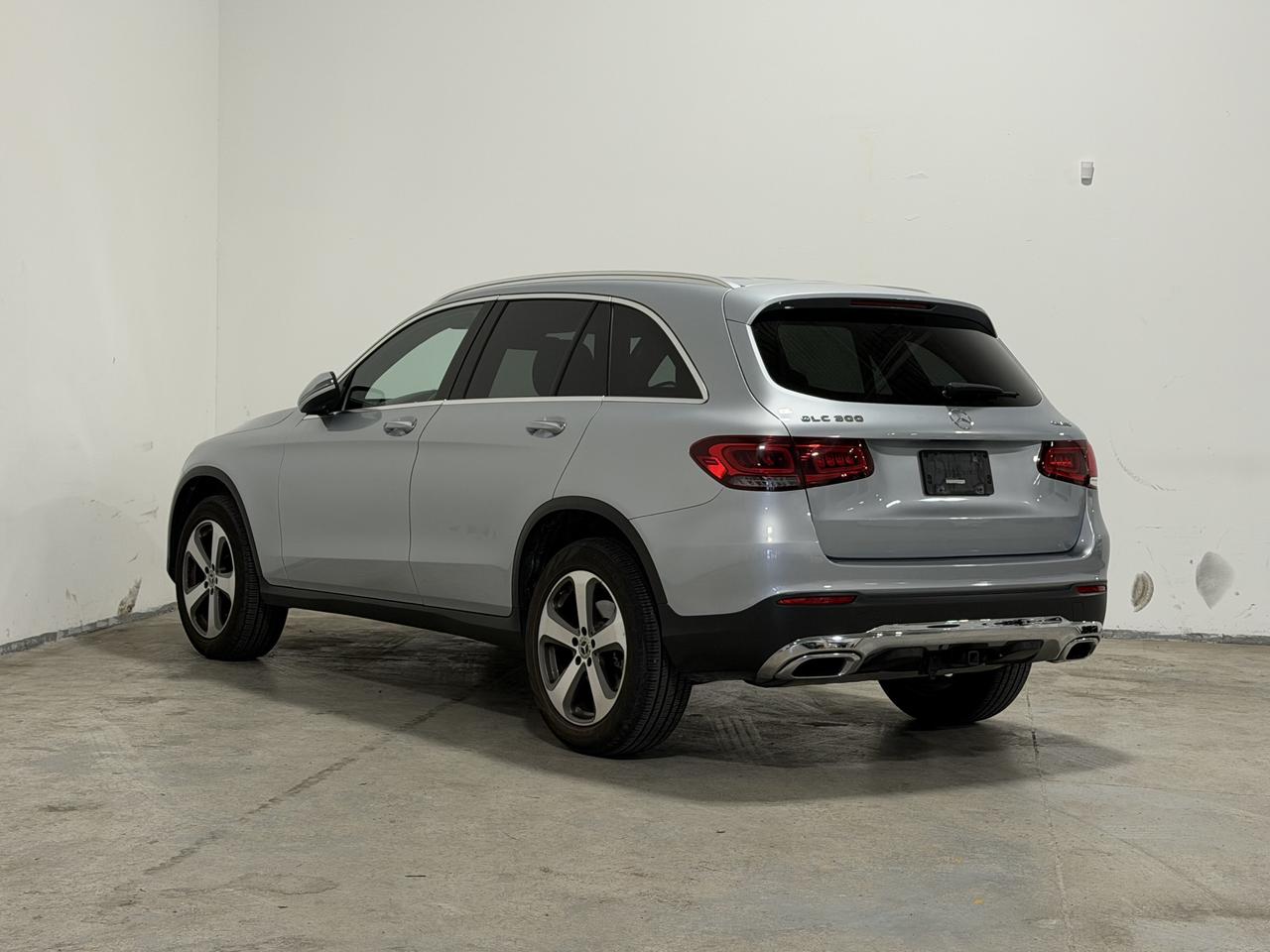 2022 Mercedes-Benz GLC-Class GLC 300 | CARPLAY | PANOROOF | NAVI | LEATHER Photo