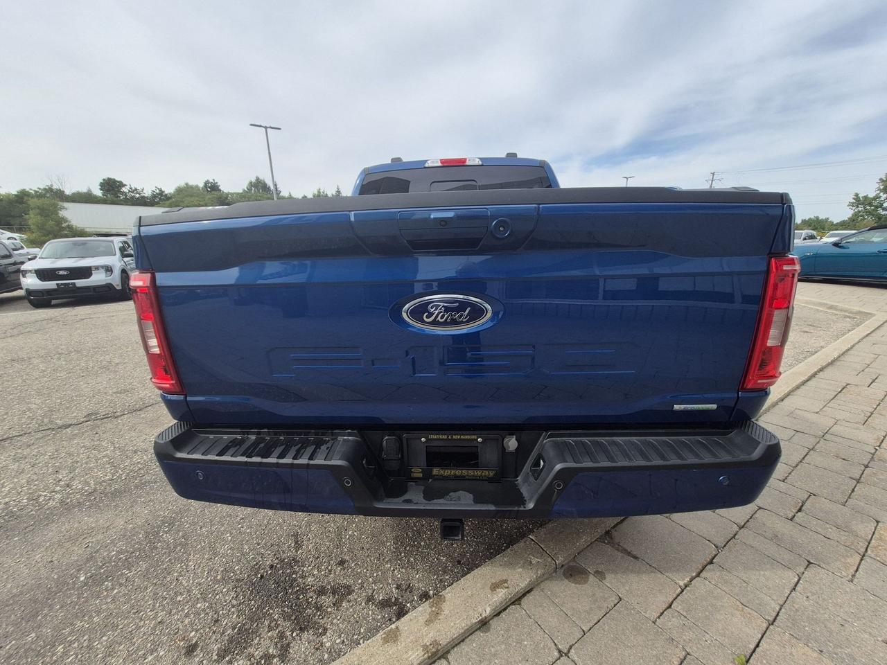 2023 Ford F-150 BOUGHT HERE, SERVICED HERE, SPORT, 20'S, LOW KMS! Photo4