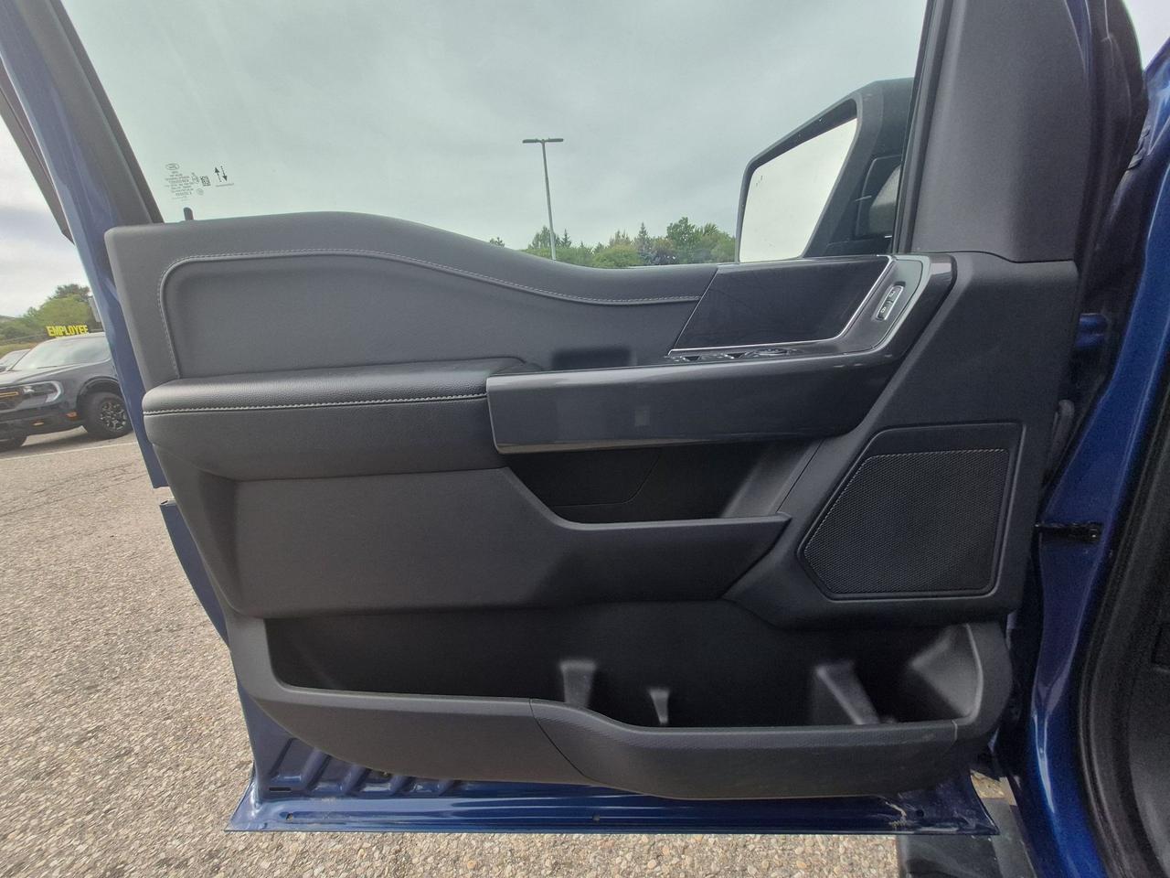 2023 Ford F-150 BOUGHT HERE, SERVICED HERE, SPORT, 20'S, LOW KMS! Photo