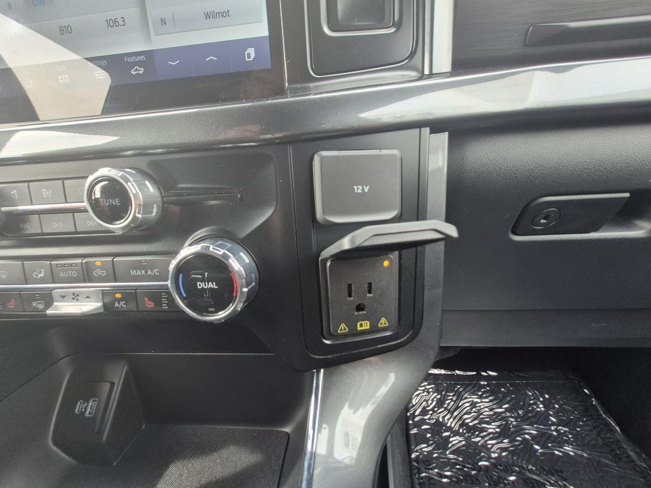 2023 Ford F-150 BOUGHT HERE, SERVICED HERE, SPORT, 20'S, LOW KMS! Photo