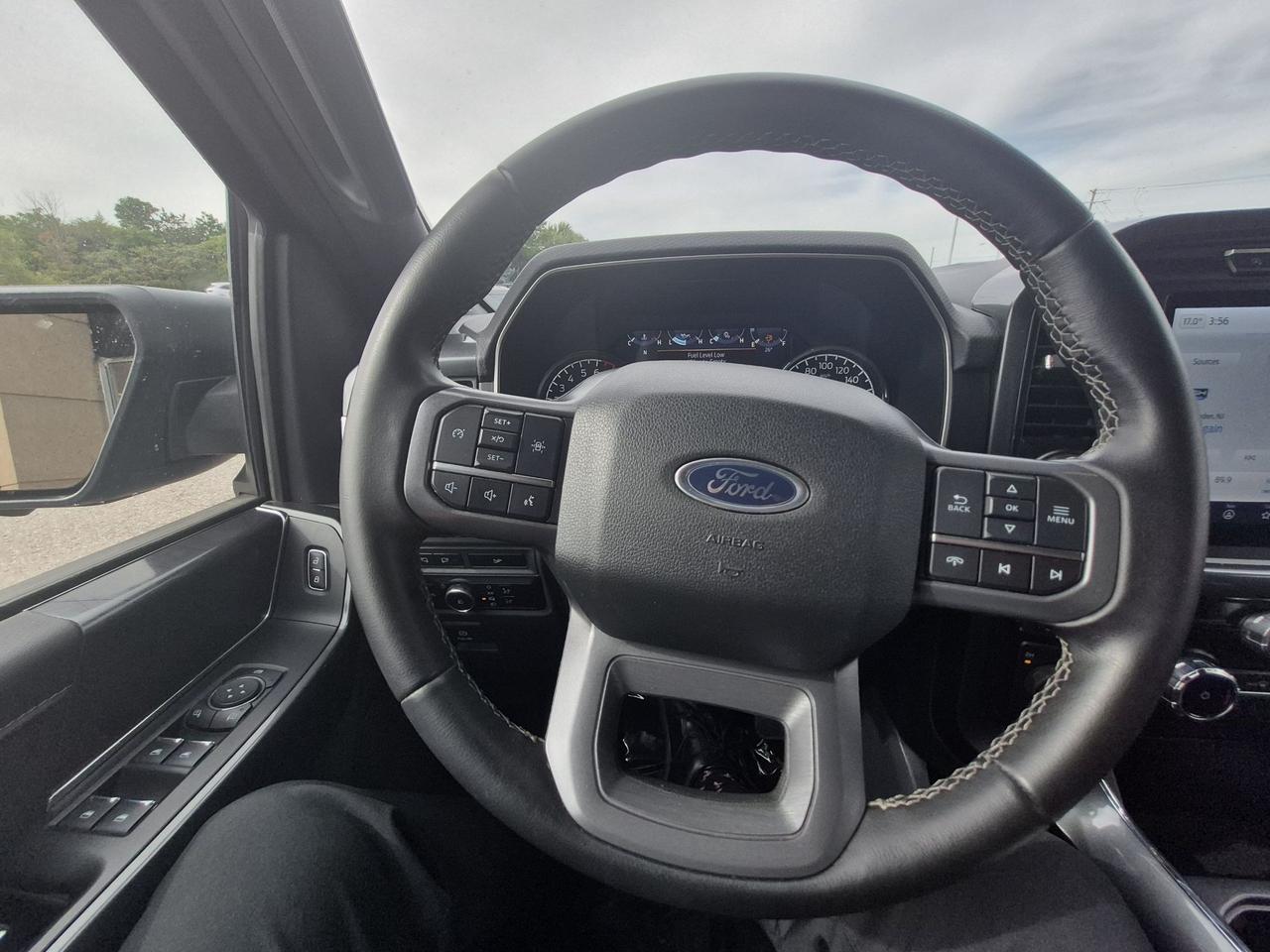 2023 Ford F-150 BOUGHT HERE, SERVICED HERE, SPORT, 20'S, LOW KMS! Photo