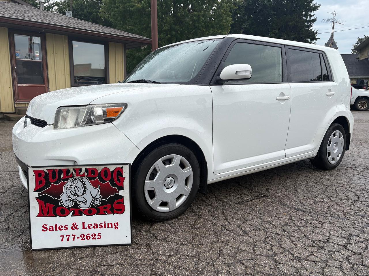2014 Scion xB  Photo