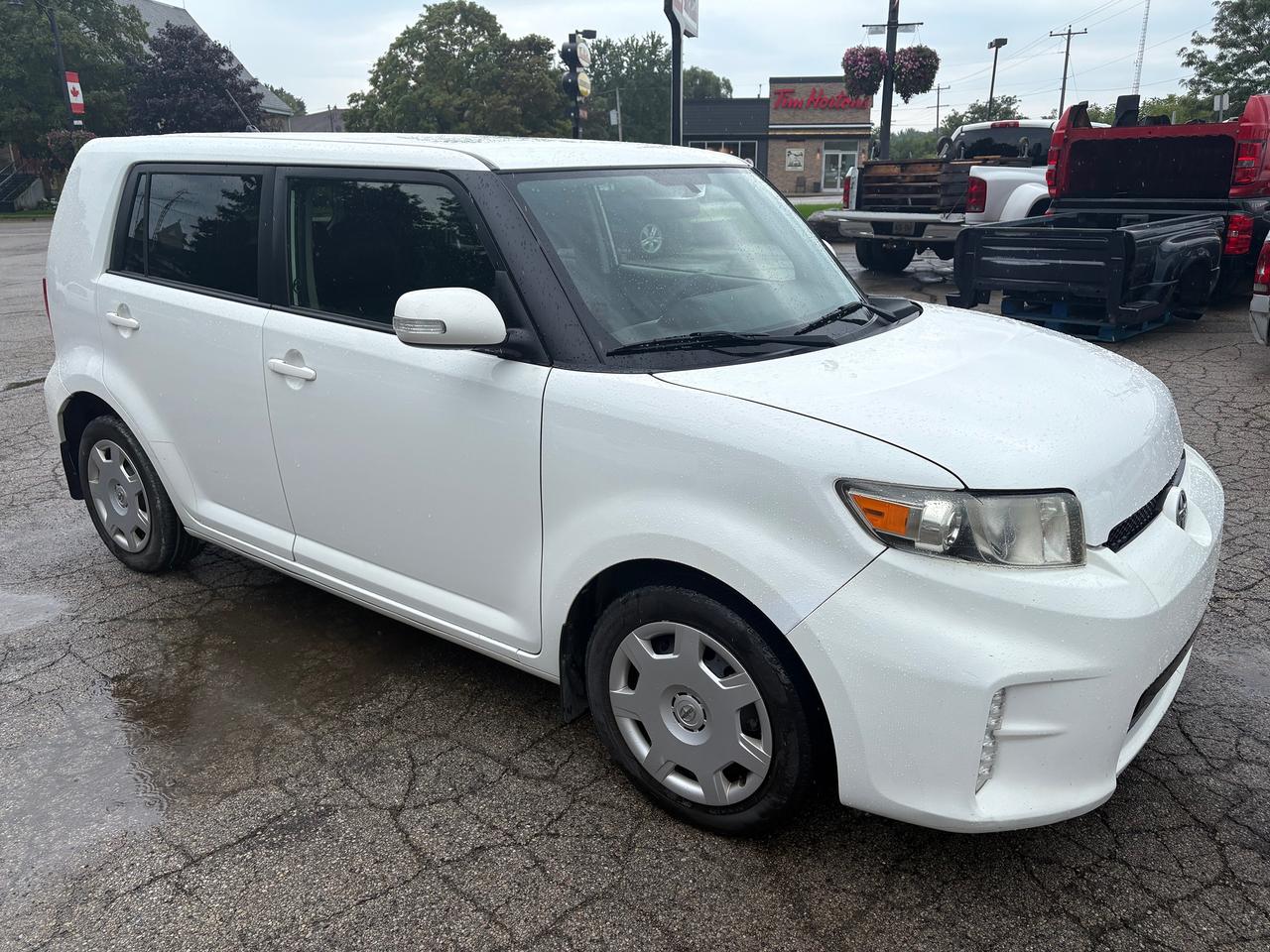 2014 Scion xB  Photo1