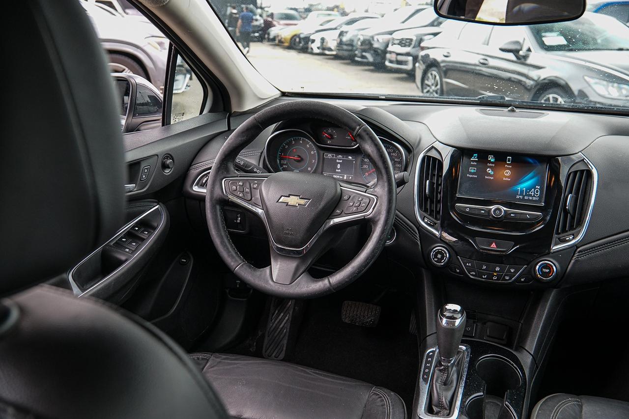 2017 Chevrolet Cruze Premier |CLEAN CARFAX|LEATHER INT|LDW|HEATED SEATS Photo