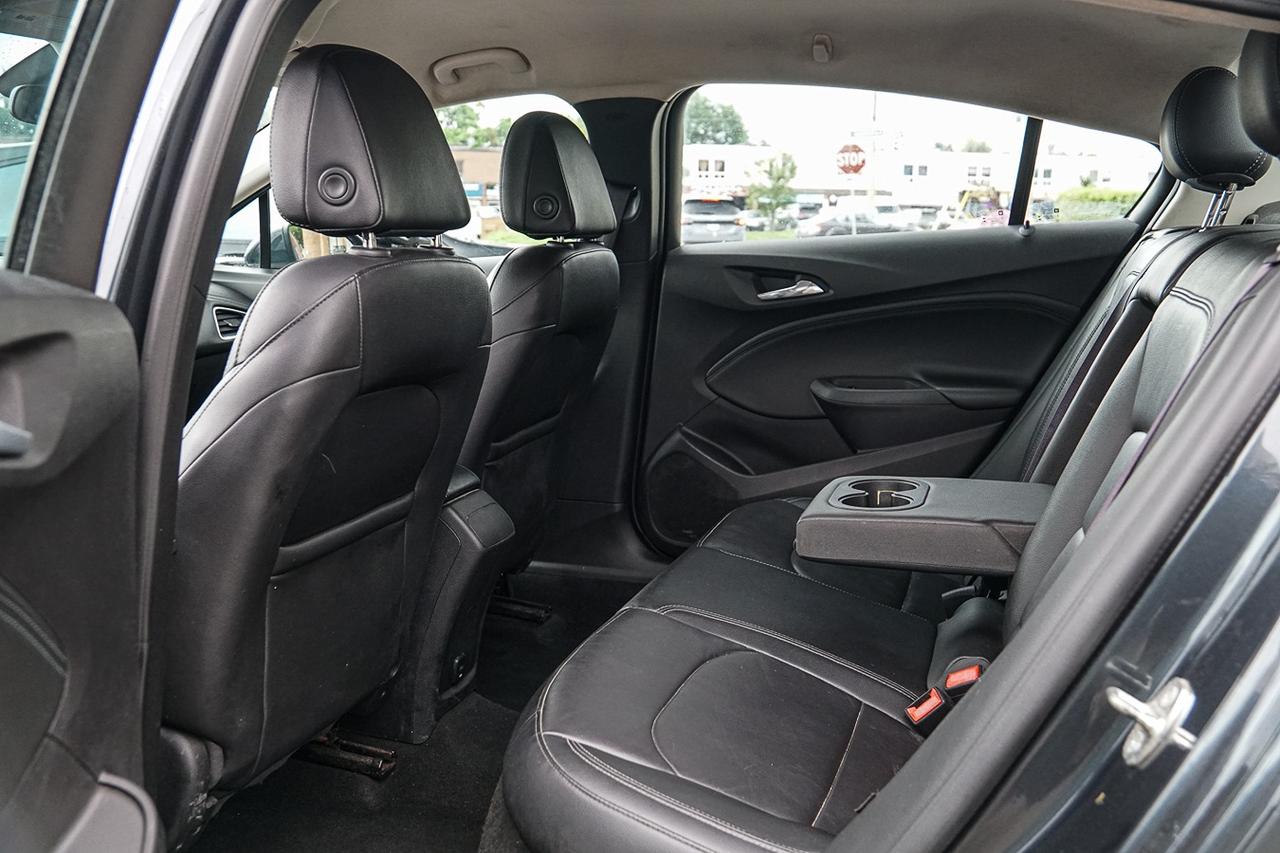 2017 Chevrolet Cruze Premier |CLEAN CARFAX|LEATHER INT|LDW|HEATED SEATS Photo