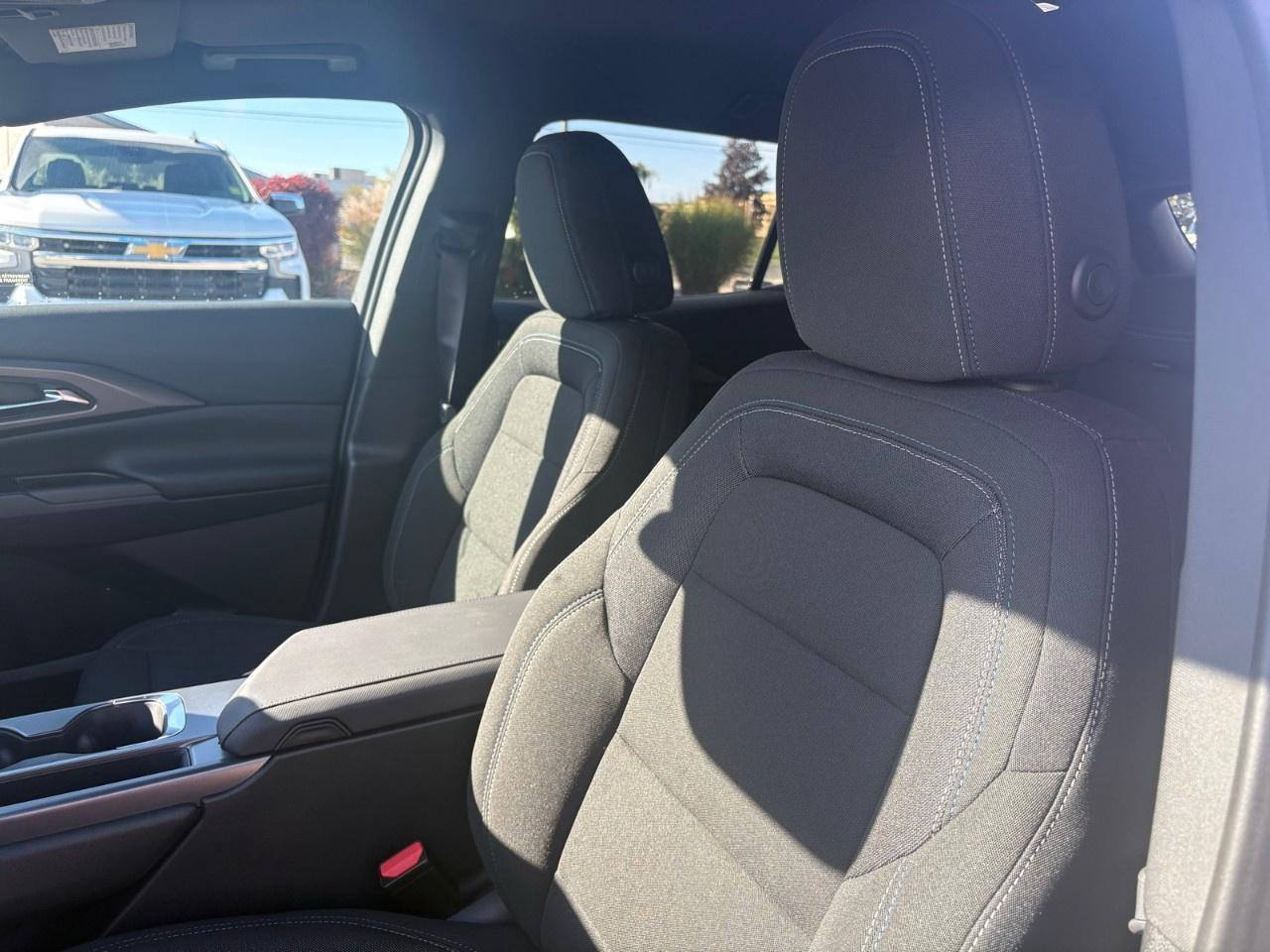 2027 Chevrolet Equinox EV 4dr LT1 w/PCY Photo