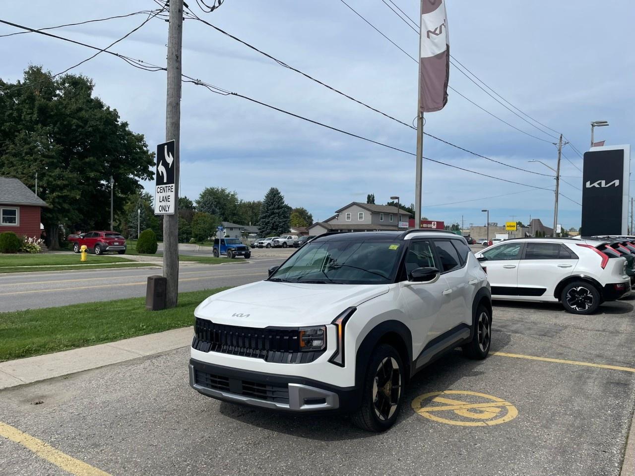 2027 Kia Sportage Hybrid  Photo3