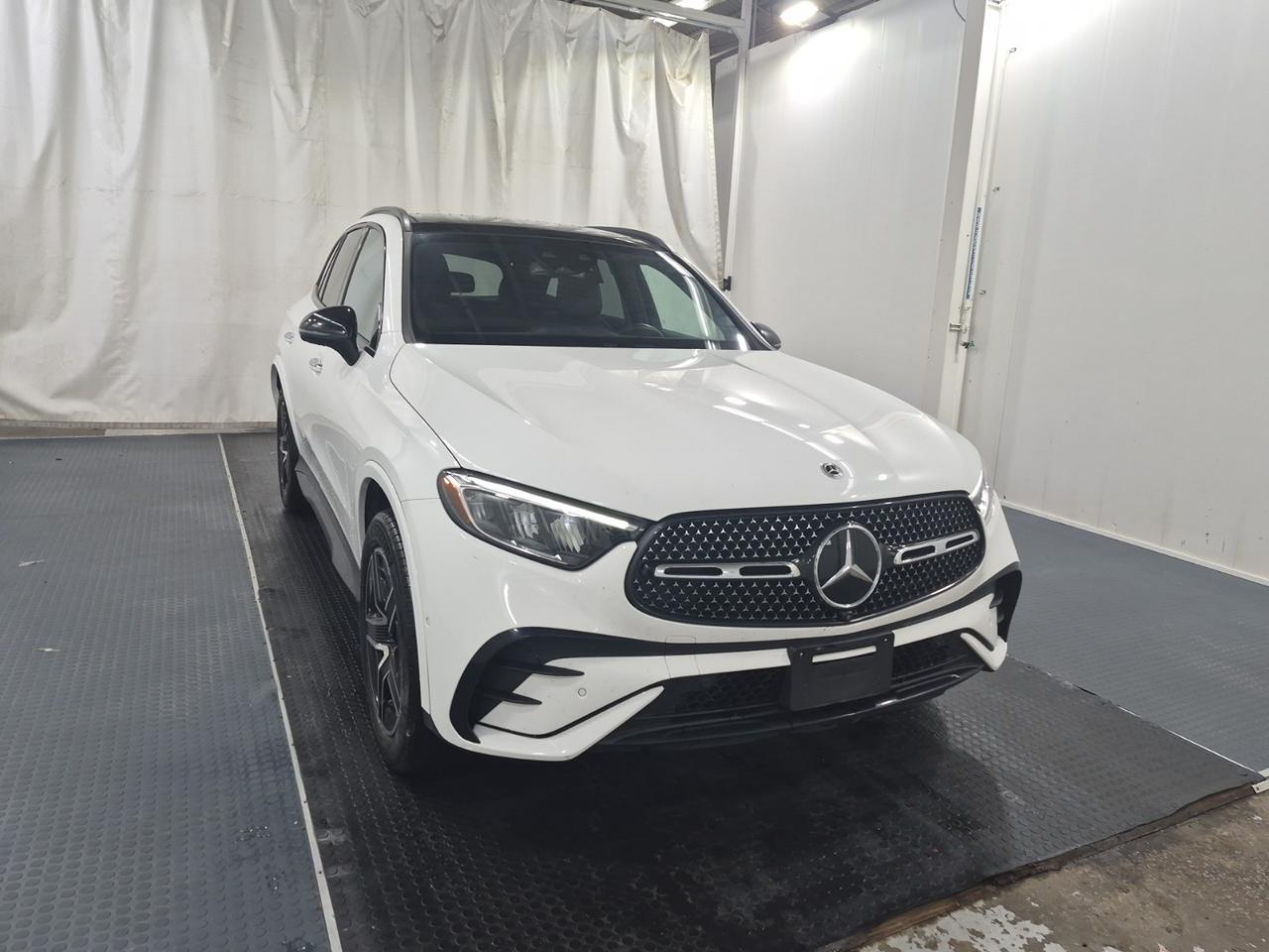 2023 Mercedes-Benz GLC-Class GLC 300 4MATIC|AMG PKG|NAVI|PANO|WOOD TRIM - Photo #1