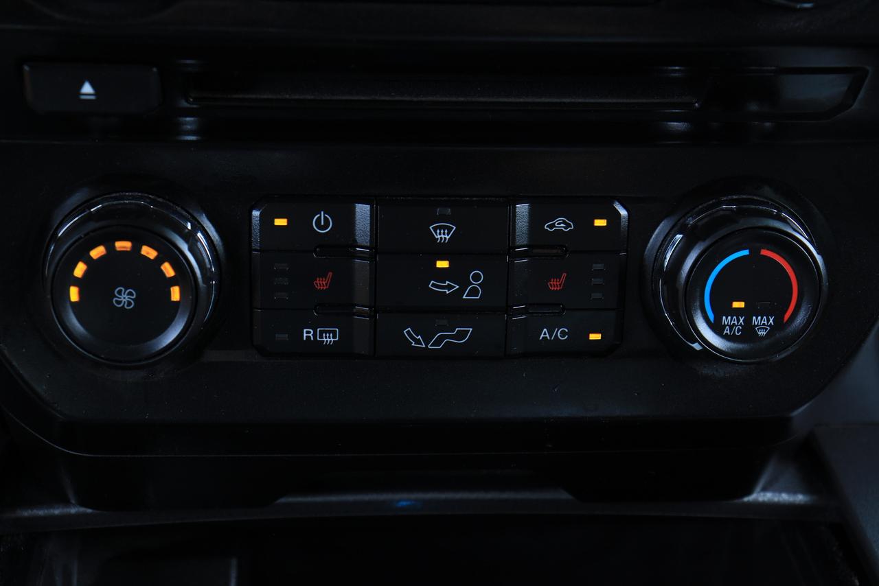 2017 Ford F-150 XLT | Crew | 4x4 | Nav | Cam | 1 owner & More! Photo70
