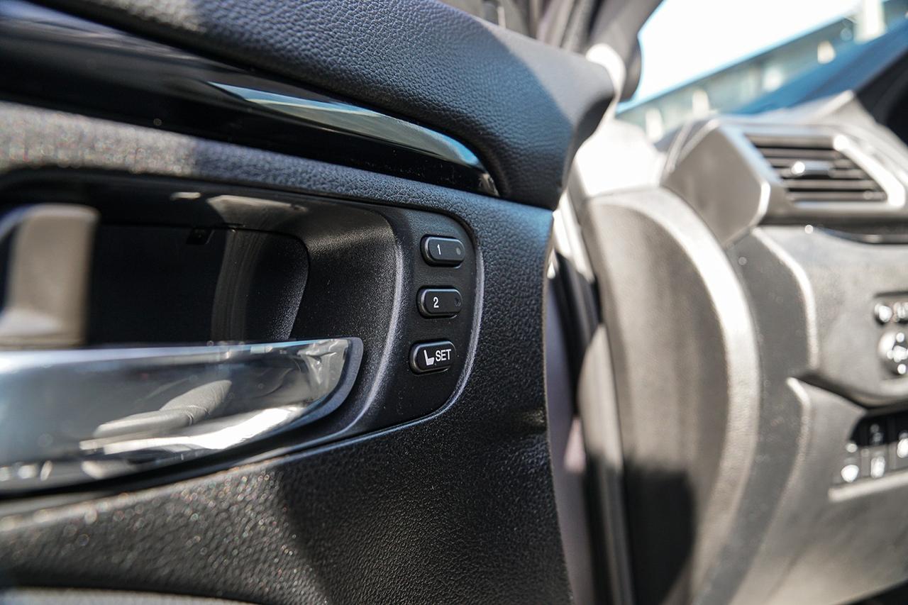 2021 Honda Pilot Touring 8-Passenger |AWD|NAVI|BSM|SUNROOF|LEATHER Photo