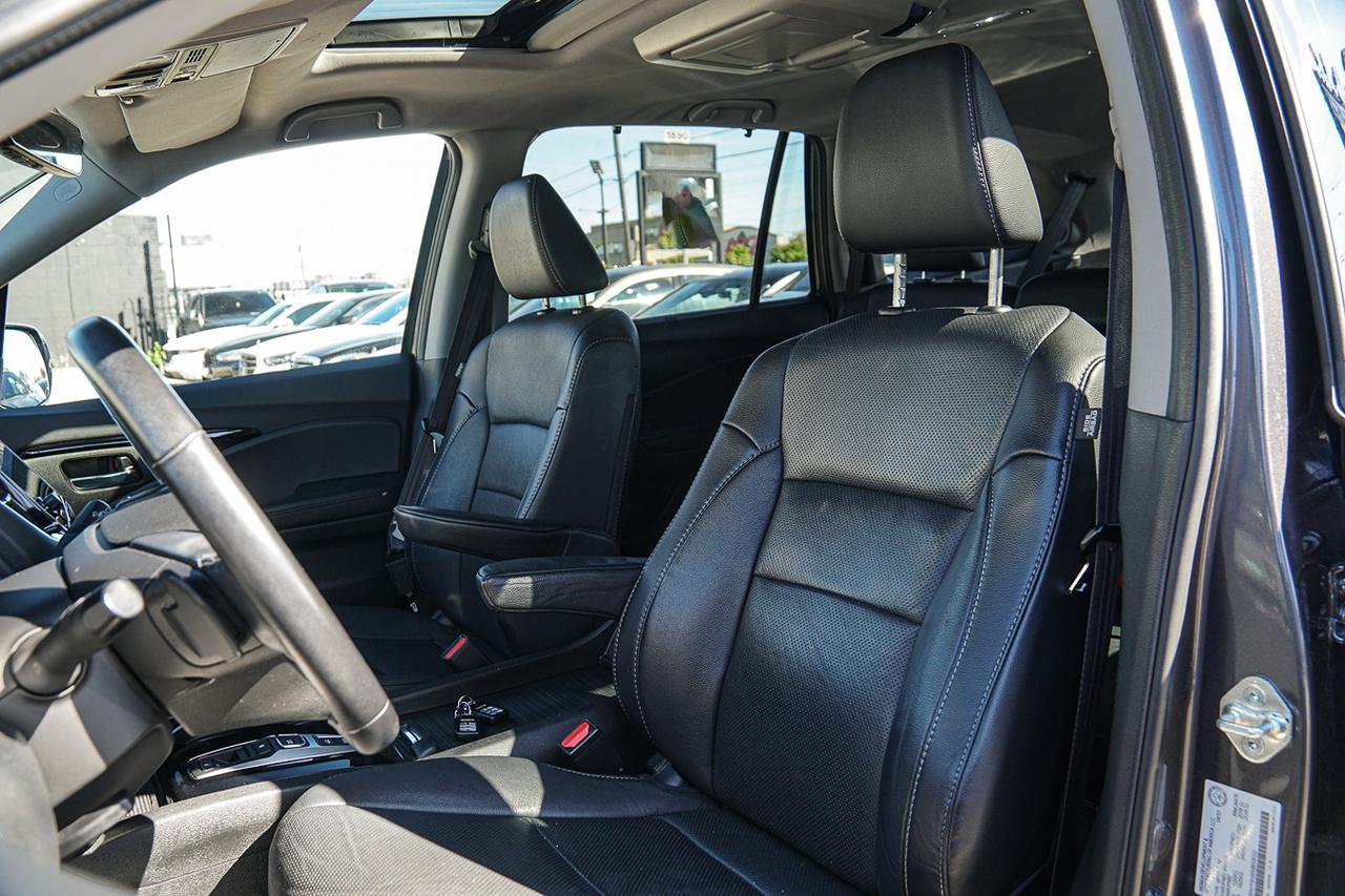 2021 Honda Pilot Touring 8-Passenger |AWD|NAVI|BSM|SUNROOF|LEATHER Photo