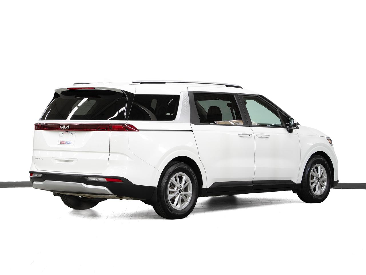 2024 Kia Carnival LX | Power Doors | Heated Seats | LKAS | CarPlay Photo