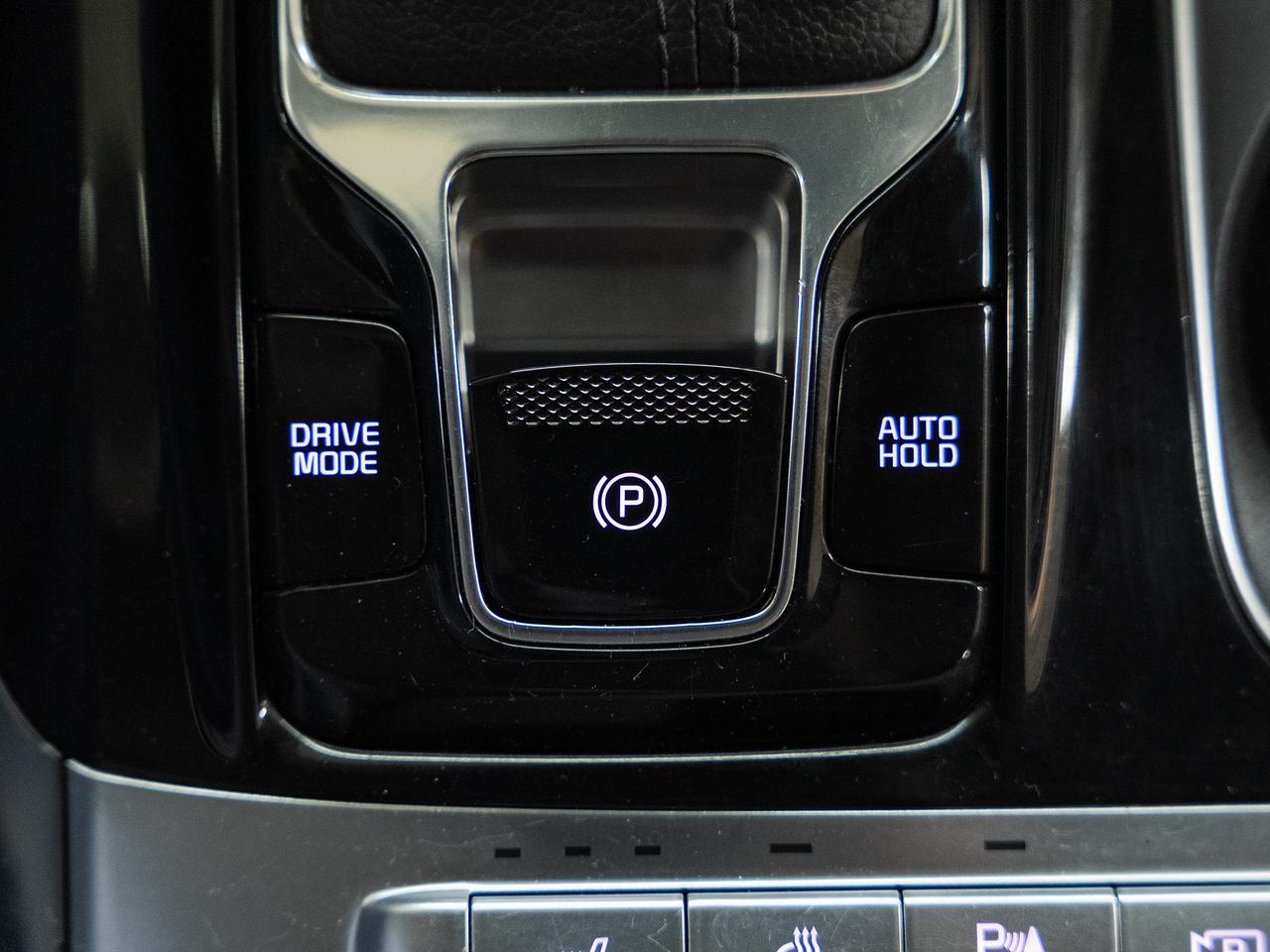 2024 Kia Carnival LX | Power Doors | Heated Seats | LKAS | CarPlay