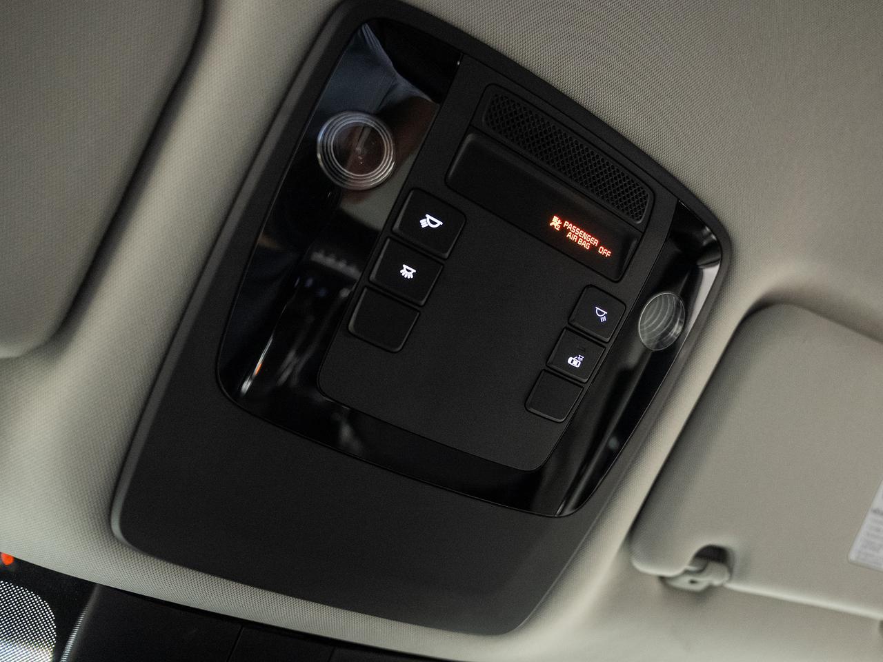2024 Kia Carnival LX | Power Doors | Heated Seats | LKAS | CarPlay