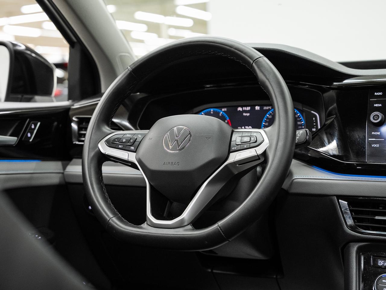 2024 Volkswagen Taos COMFORTLINE AWD | BLK Edition | Leather | CarPlay Photo