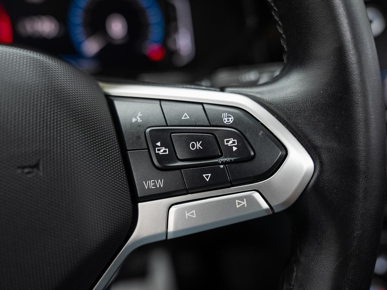 2024 Volkswagen Taos COMFORTLINE AWD | BLK Edition | Leather | CarPlay Photo