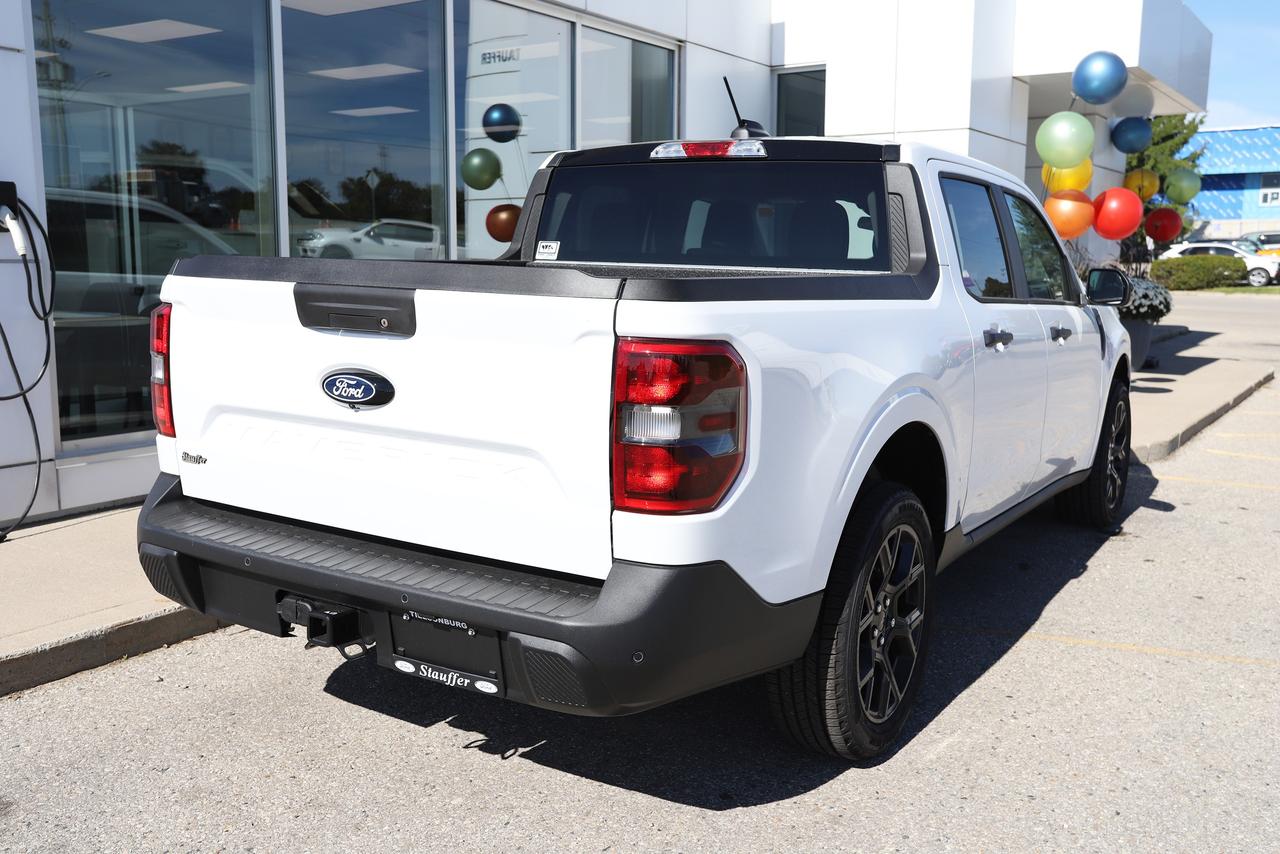2026 Ford Maverick XLT AWD SuperCrew Photo3