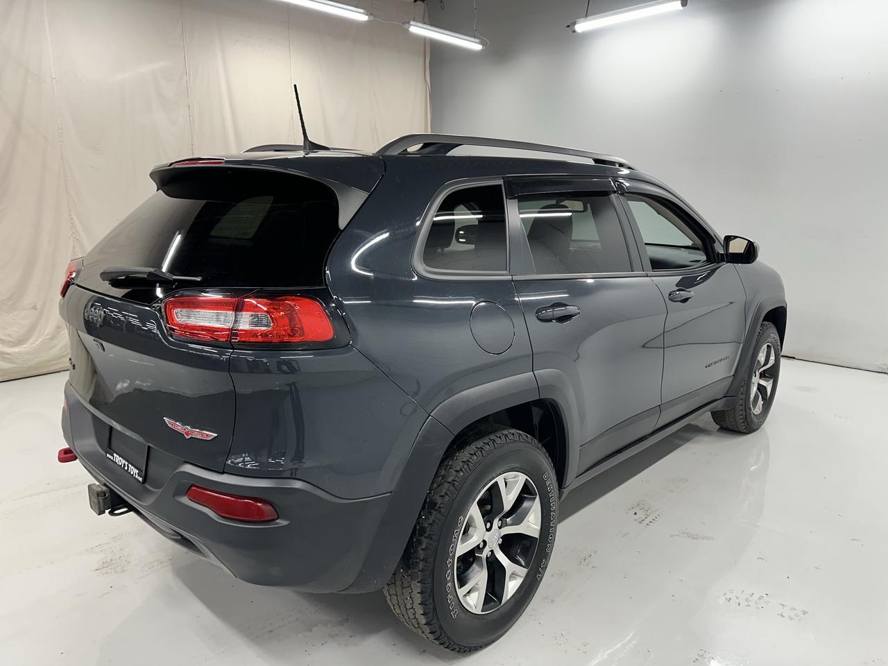 2016 Jeep Cherokee 4WD 4dr Trailhawk Photo33
