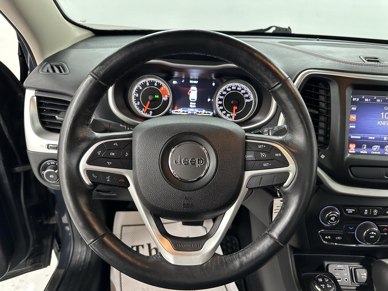 2016 Jeep Cherokee 4WD 4dr Trailhawk Photo25