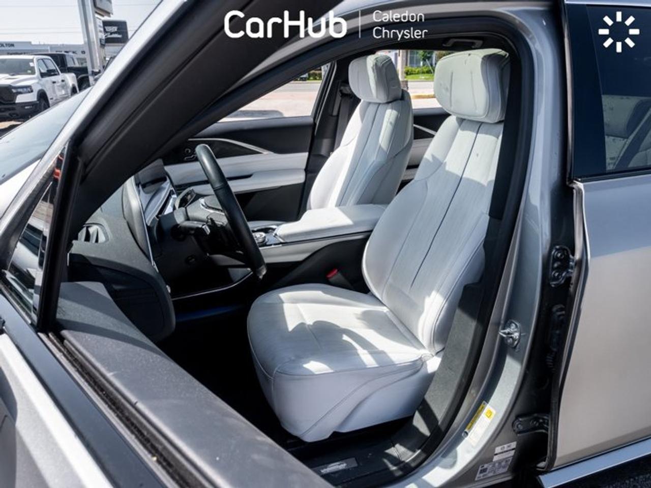 2024 Cadillac LYRIQ Luxury 340HP Electric RWD | Panoramic Roof | Adaptive Cruise Control Photo