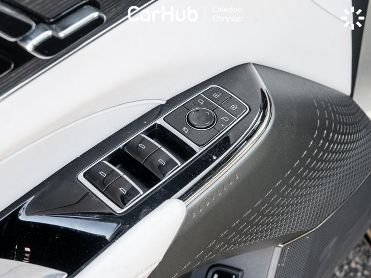 2024 Cadillac LYRIQ Luxury 340HP Electric RWD | Panoramic Roof | Adaptive Cruise Control Photo