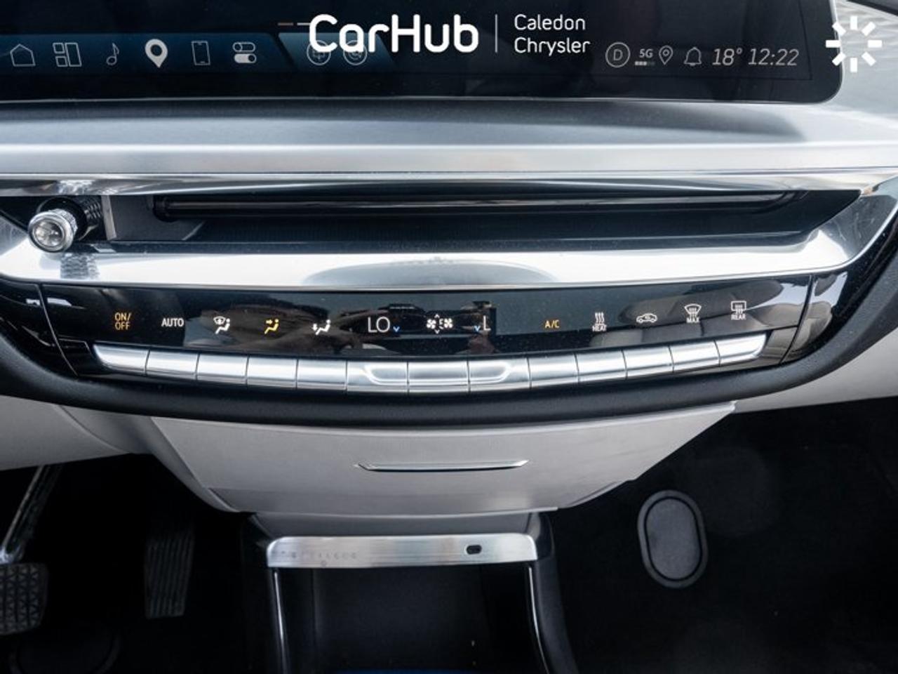 2024 Cadillac LYRIQ Luxury 340HP Electric RWD | Panoramic Roof | Adaptive Cruise Control Photo