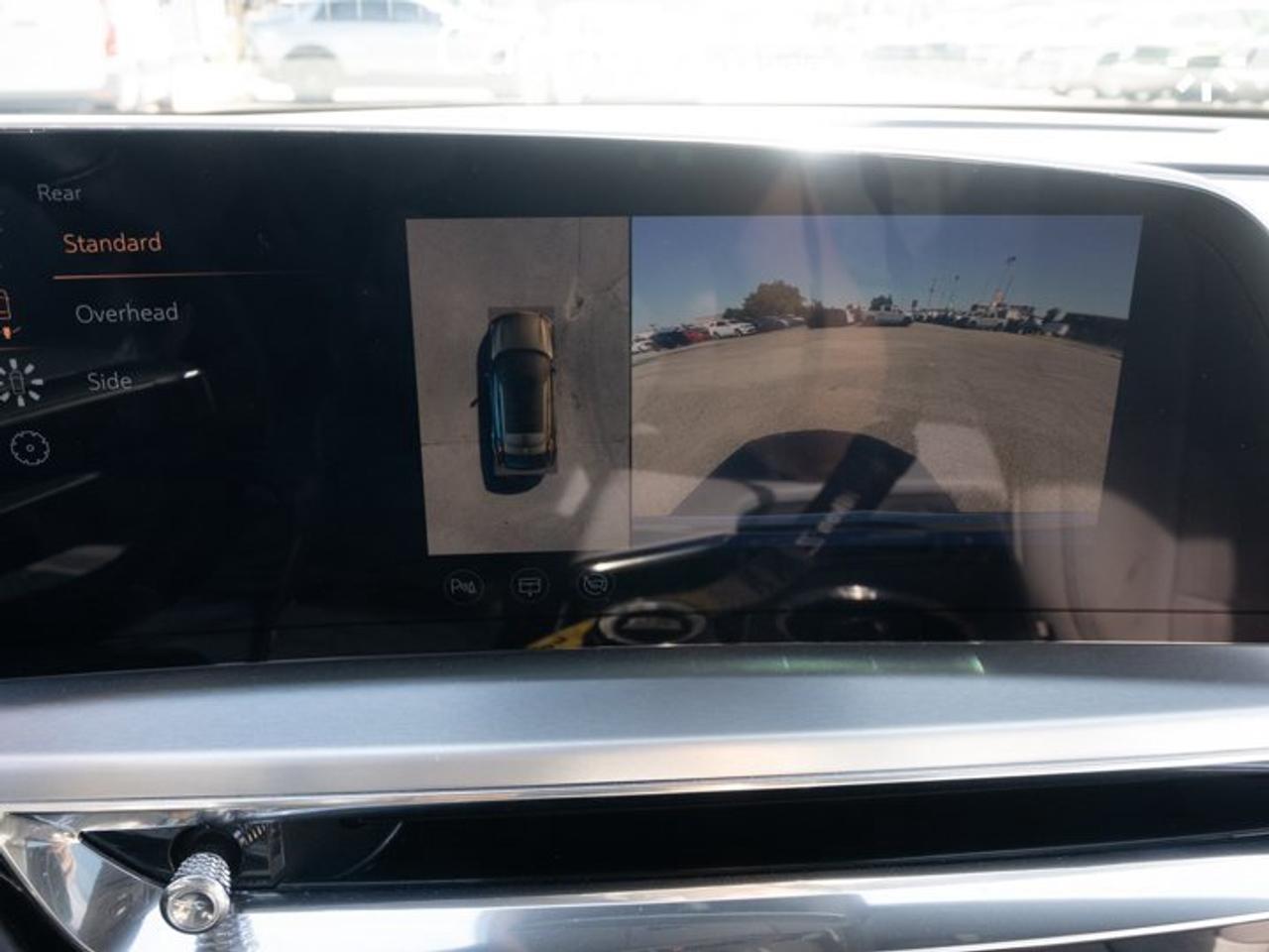 2024 Cadillac LYRIQ Luxury 340HP Electric RWD | Panoramic Roof | Adaptive Cruise Control Photo