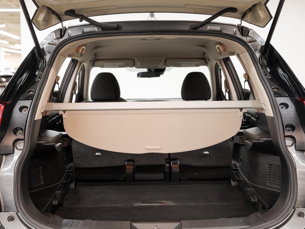 2020 Nissan Rogue SV AWD | Heated Seats | BSM | ACC | CarPlay Photo