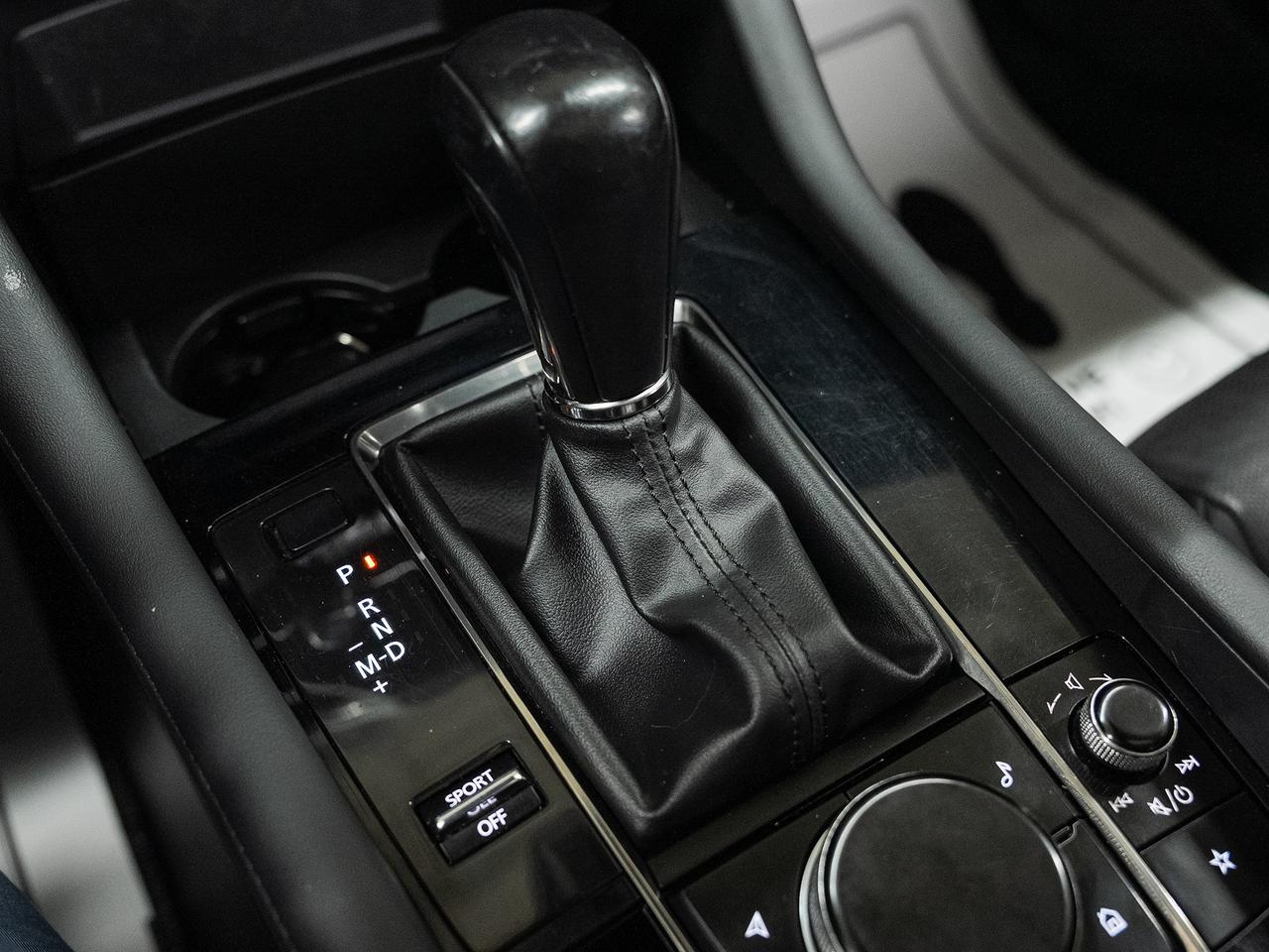 2021 Mazda MAZDA3 GT | Nav | Leather | Sunroof | BSM | ACC | CarPlay