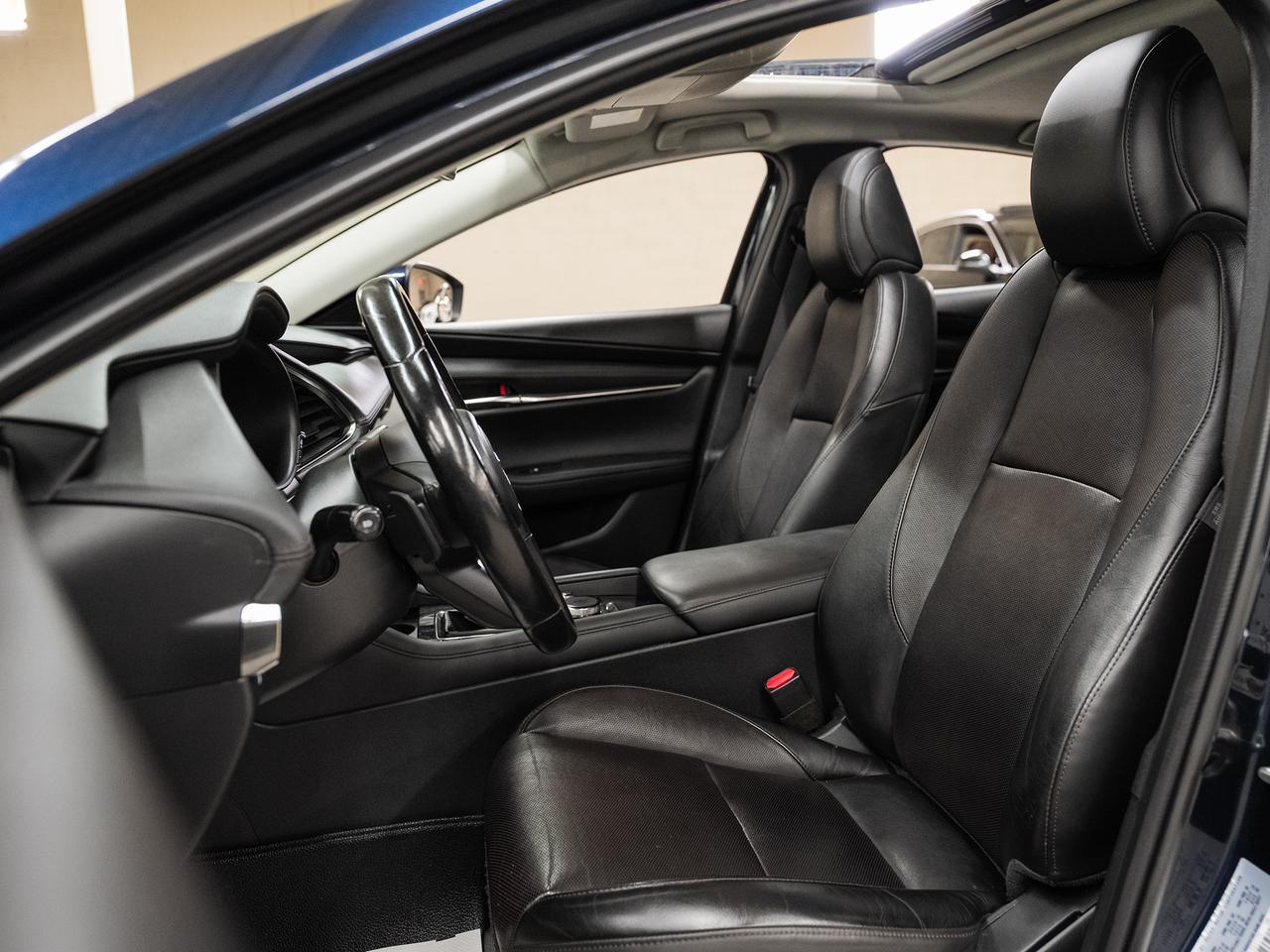 2021 Mazda MAZDA3 GT | Nav | Leather | Sunroof | BSM | ACC | CarPlay Photo