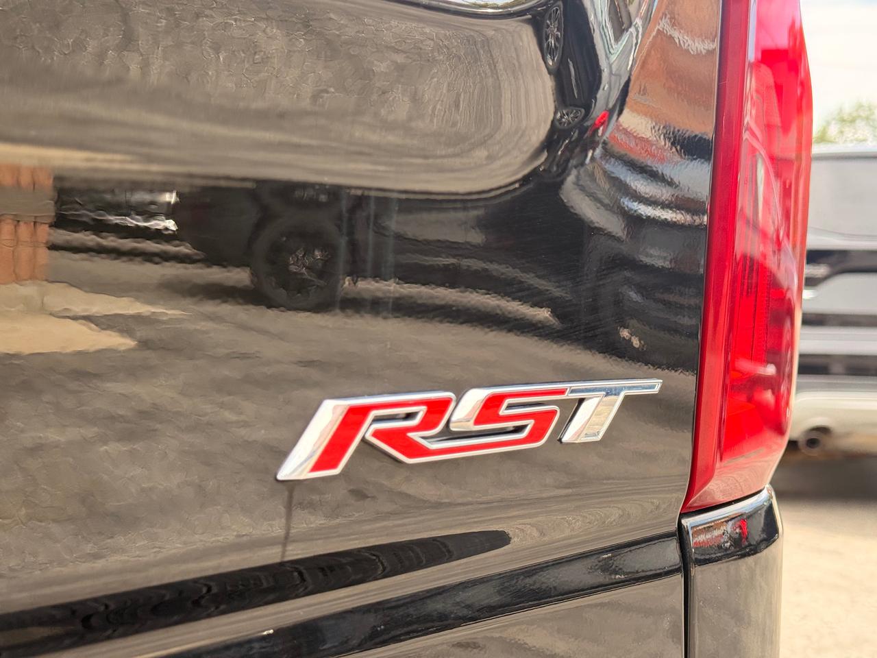 2024 Chevrolet Silverado 1500 4WD Crew Cab 147" RST Photo
