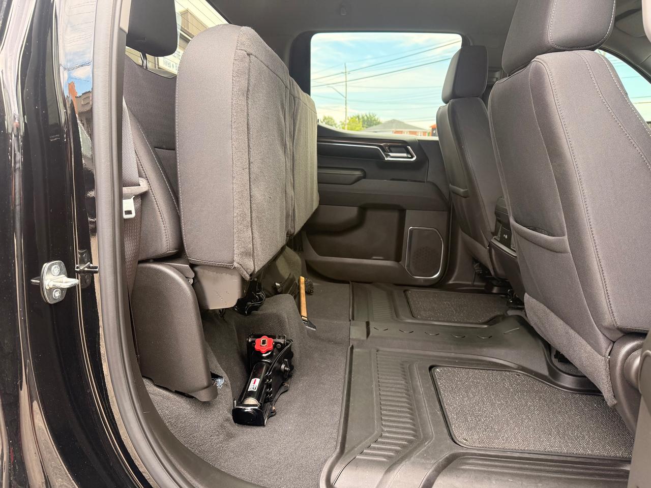 2024 Chevrolet Silverado 1500 4WD Crew Cab 147" RST Photo