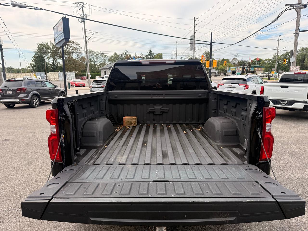 2024 Chevrolet Silverado 1500 4WD Crew Cab 147" RST Photo