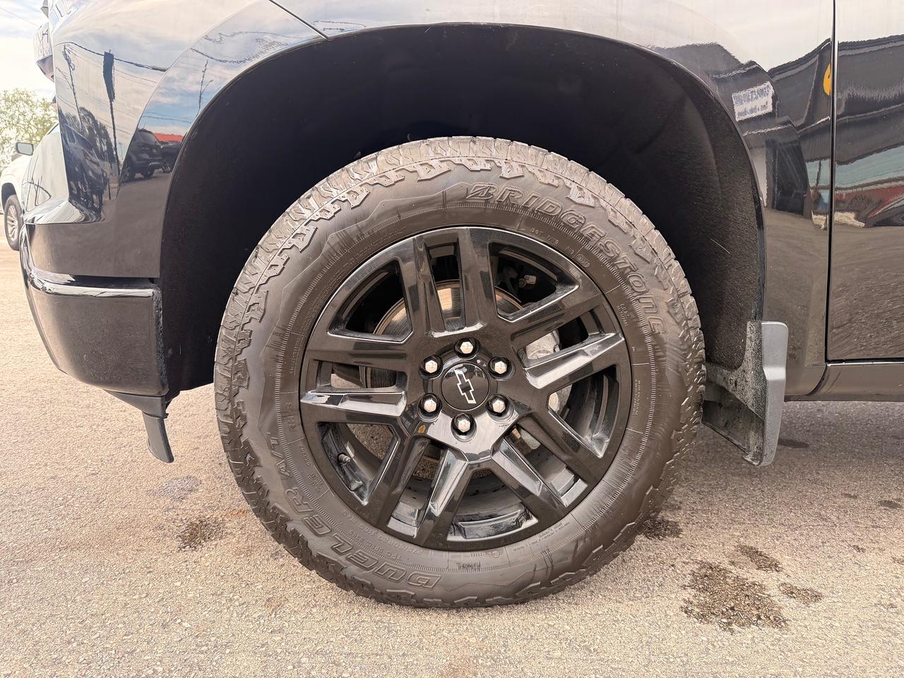 2024 Chevrolet Silverado 1500 4WD Crew Cab 147" RST Photo