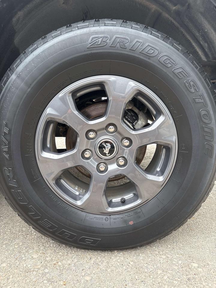 2024 Ford Bronco Big Bend 222A Mid Package - Hard Top Photo